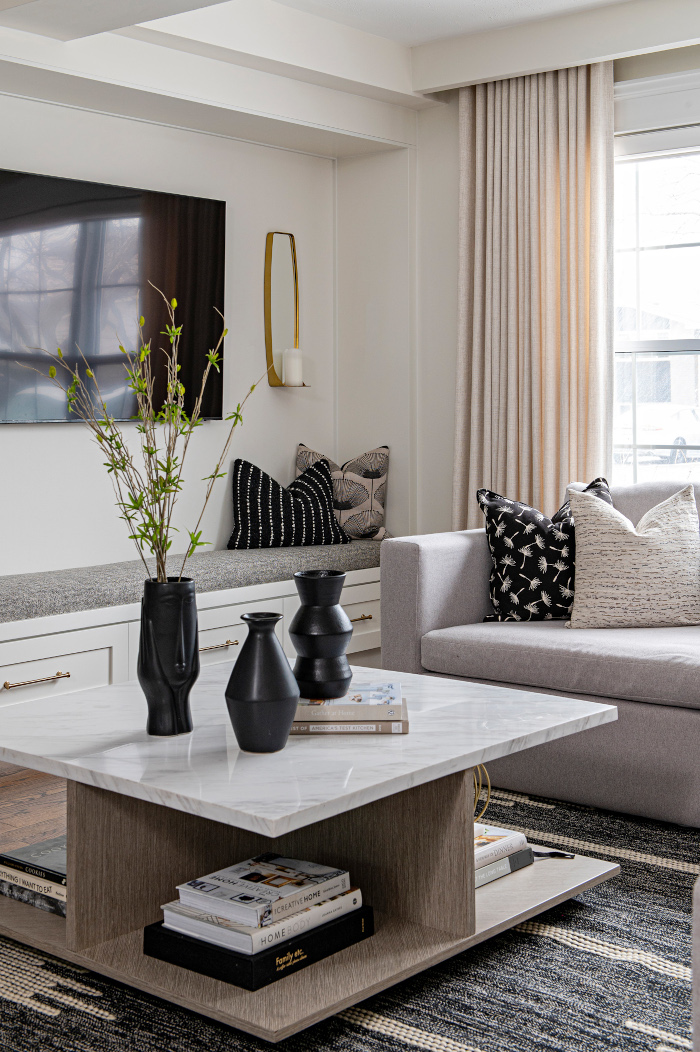 Living room Interior Design Oakville with coffee table