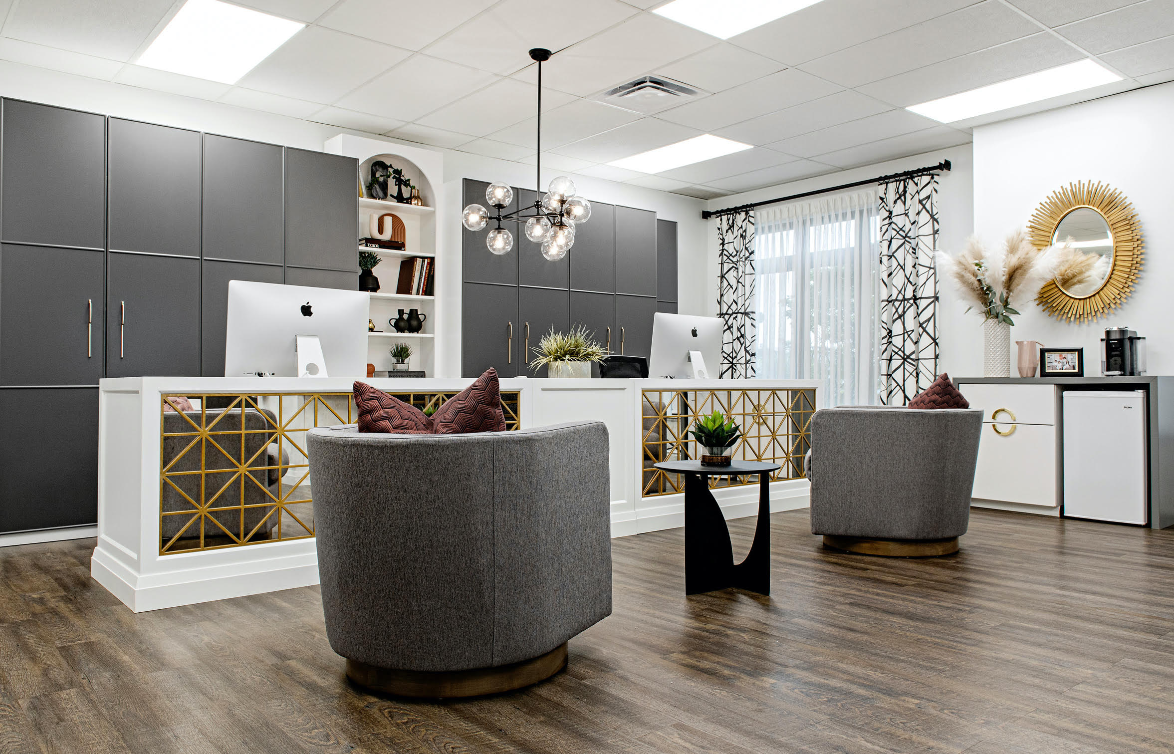 Pizzale Design Inc Oakville office details